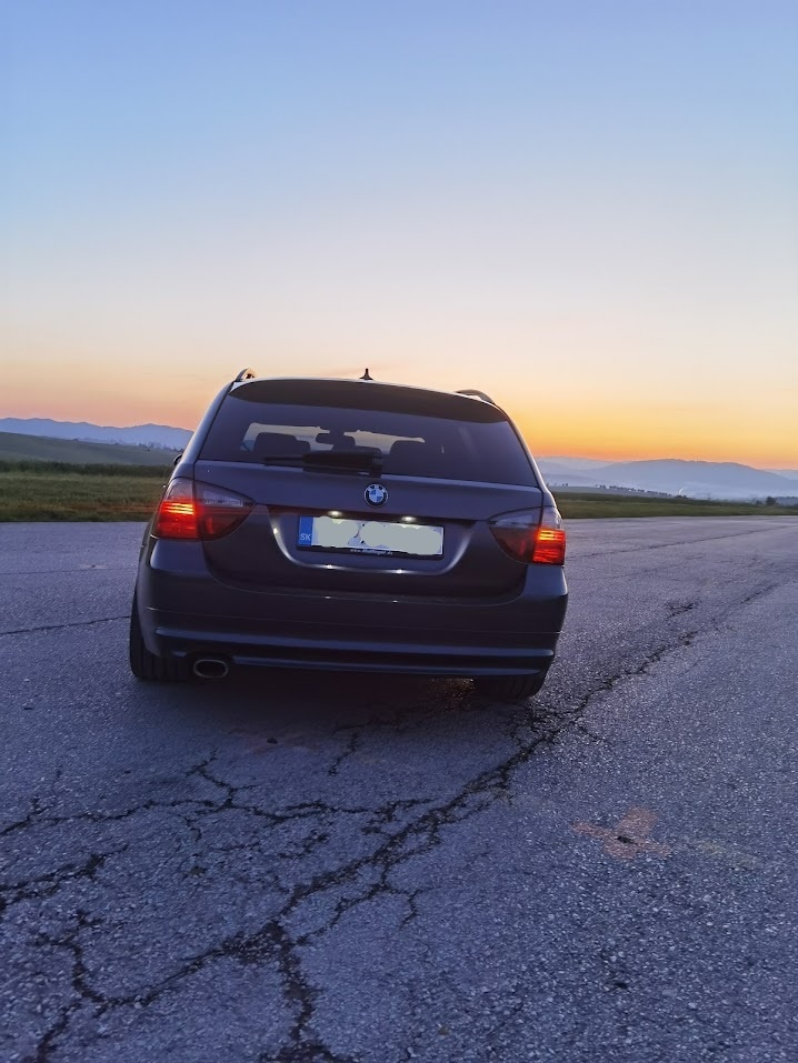 BMW e90/e91 predný a zadný nárazník Sparkling graphite - 2