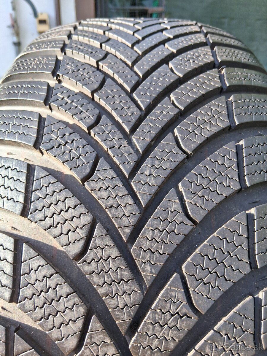 235/55 r19 zimne pneumatiky - 2