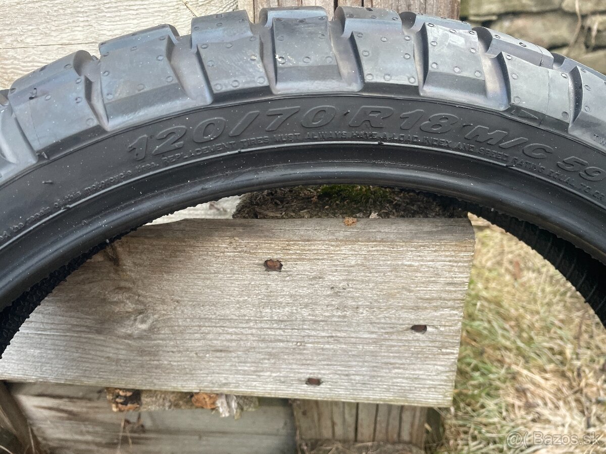 Predám pneumatiku 120/70 R18 - 2