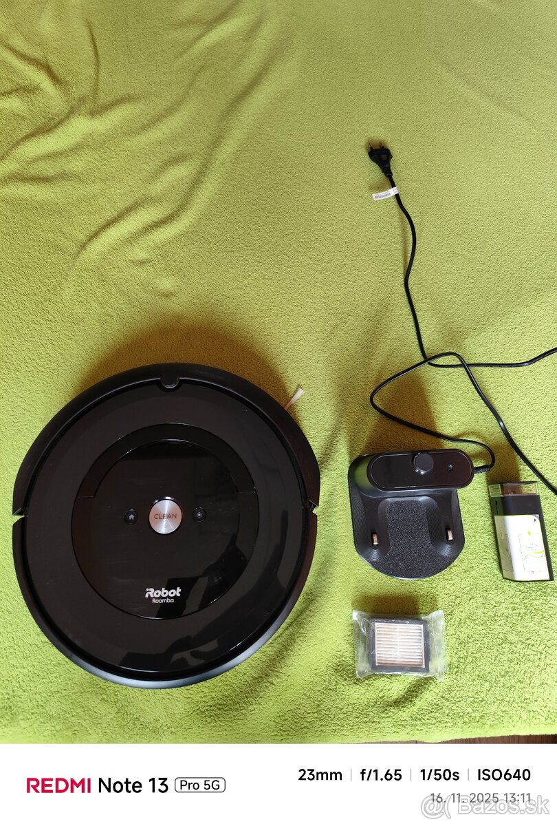 iRobot Roomba e5 - 2