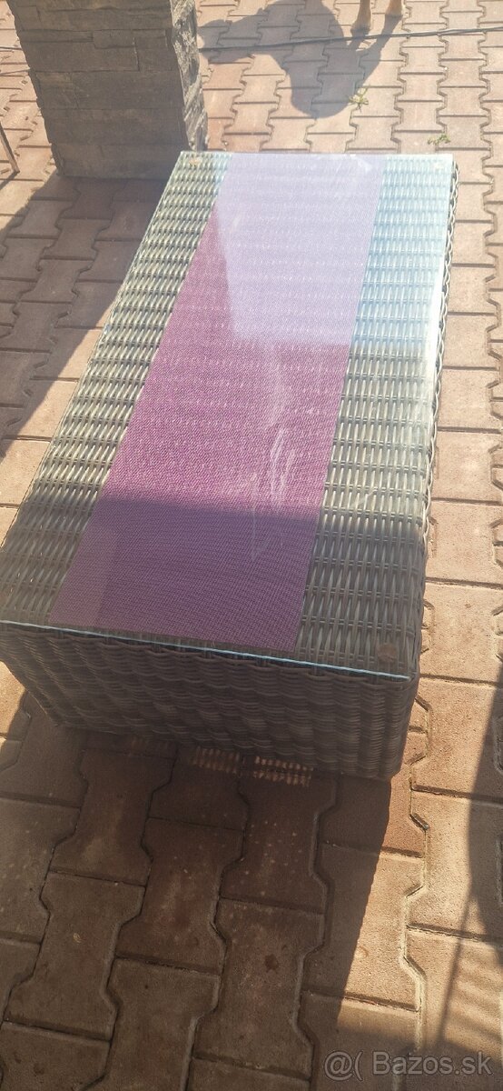 Ratanovy stôl + sklo - 2