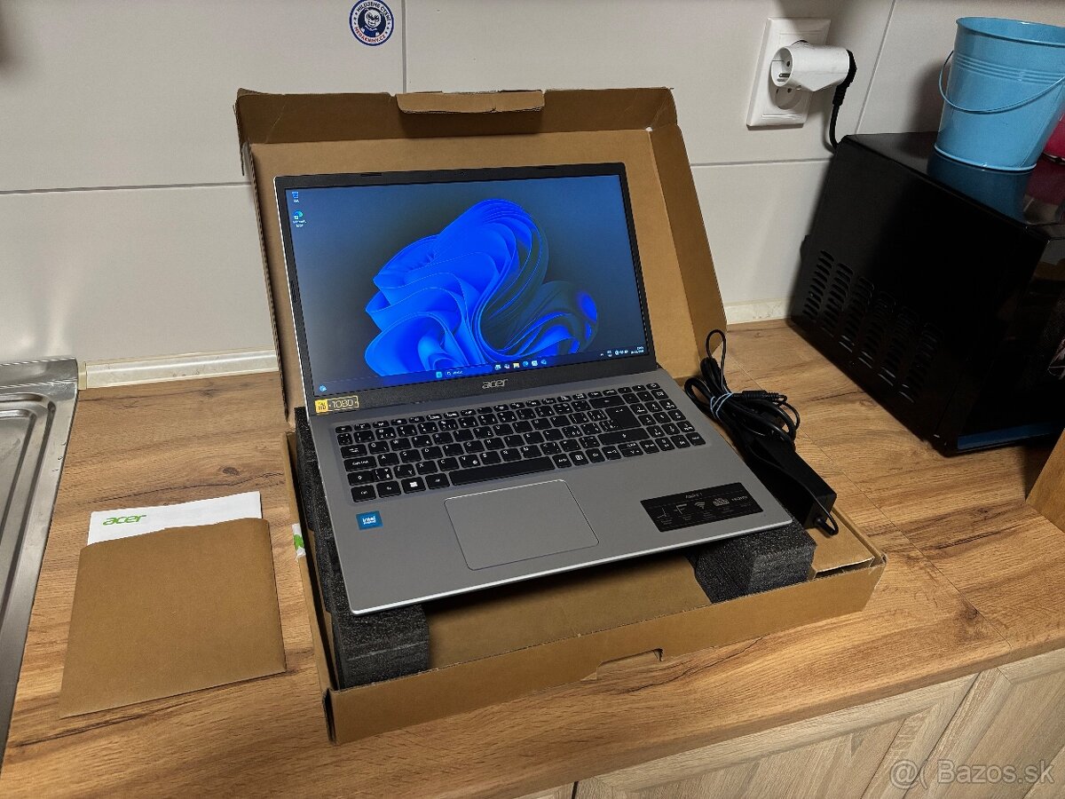 /15.6"/Acer/Notebook/4GB RAM DDR5/128GB NVMe SSD/Intel HD 2 - 2