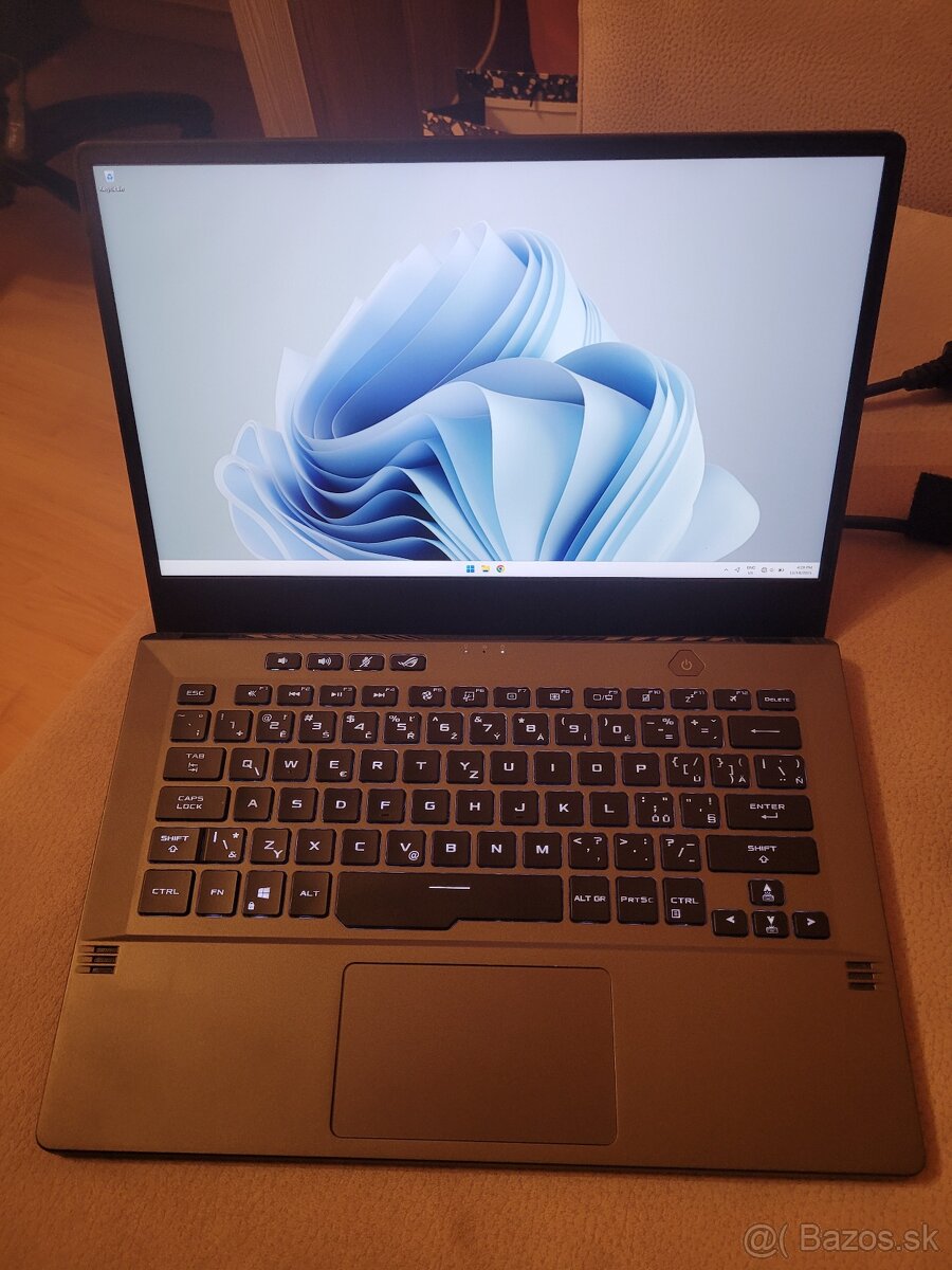 Asus ROG Zephyrus, Ryzen9 4900HS,RTX 2060,až 2TB,40GB,zaruka - 2