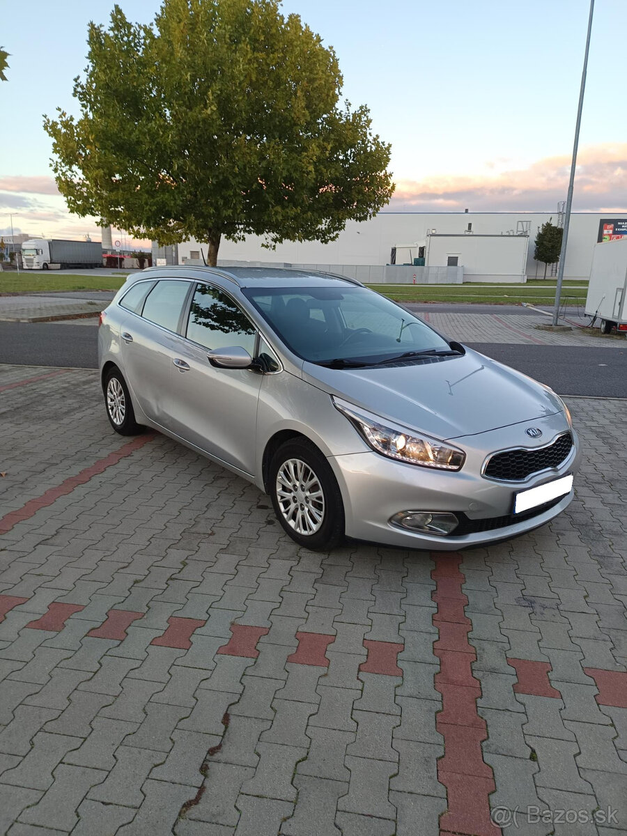 Na predaj KIA Cee´d SW - 2