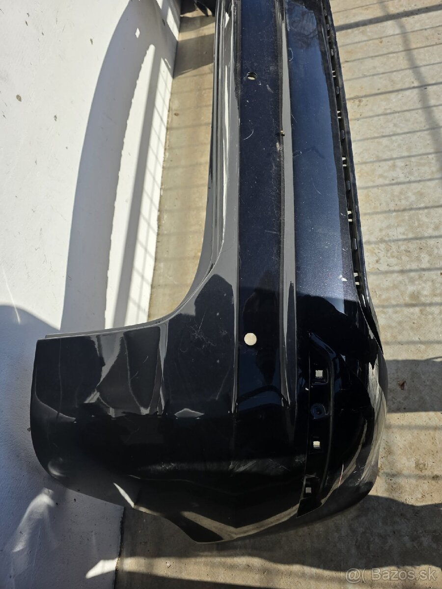 Sharan Alhambra 2010- zadný nárazník - 2