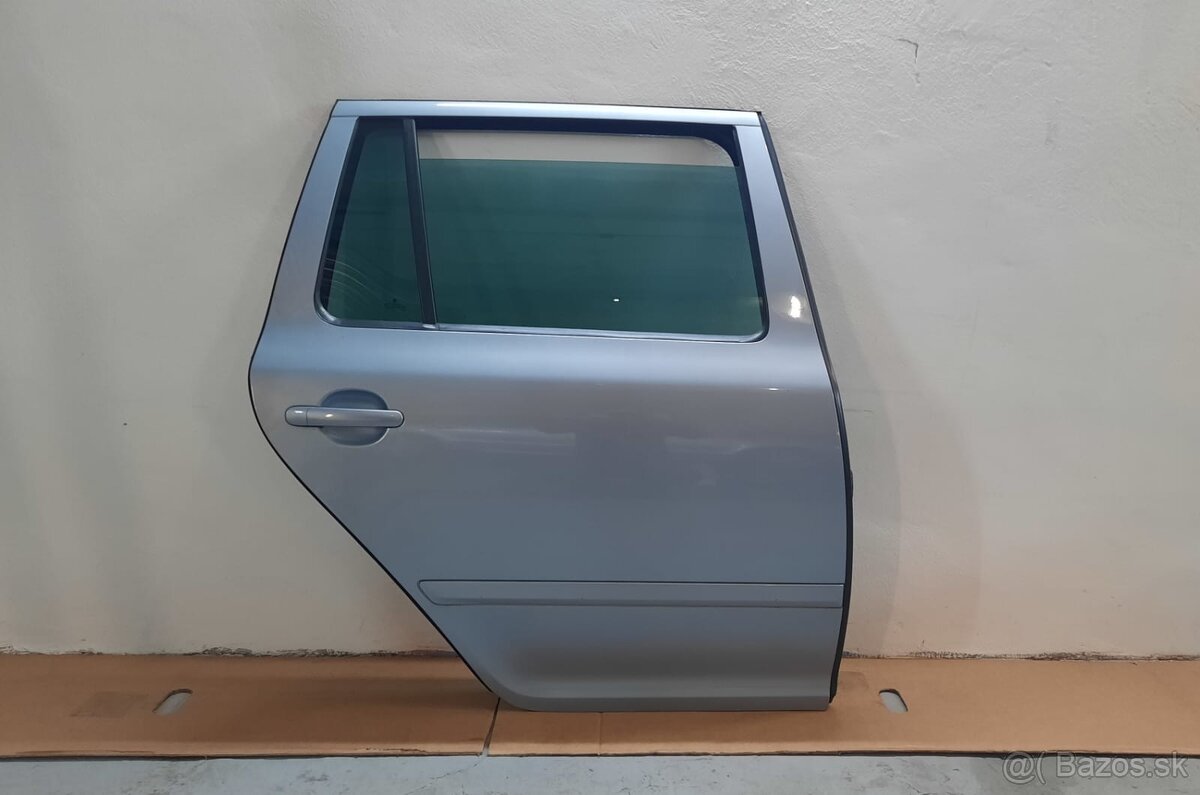 dvere Octavia 2 combi 9452 - 2