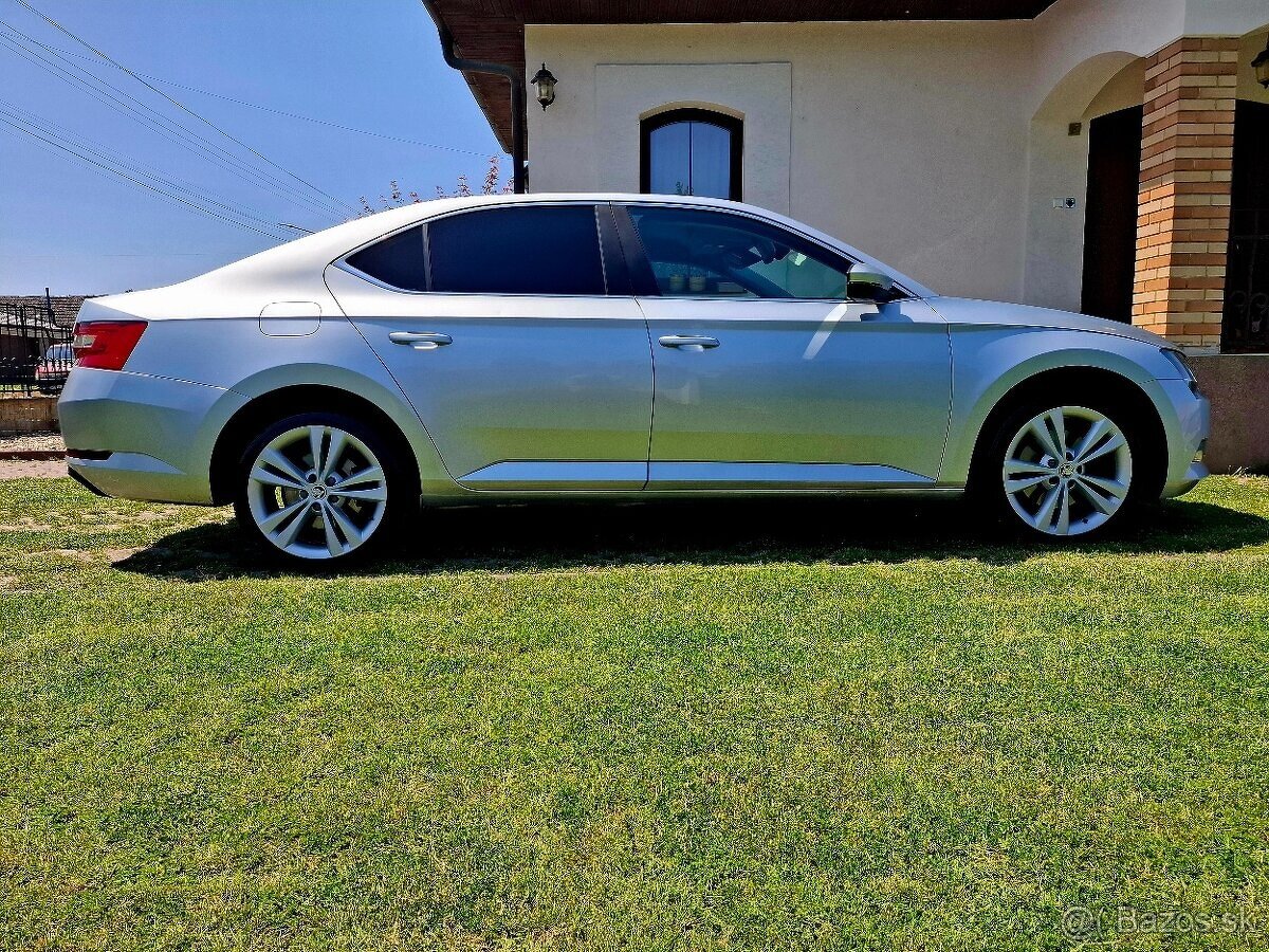 Škoda Superb 3 12/2015 ambition tdi - 2