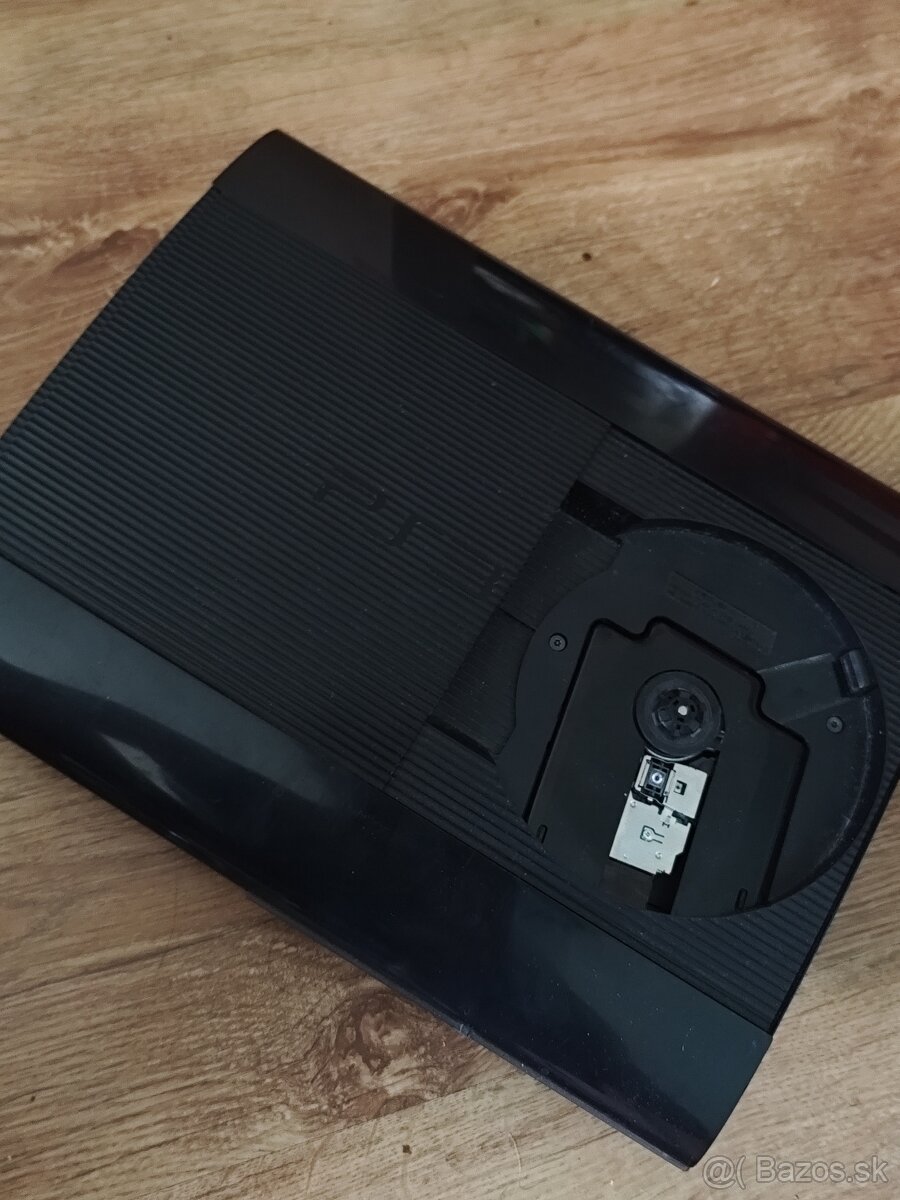 Sony PlayStation 3 Super Slim 500GB – CECH-4304A - 2