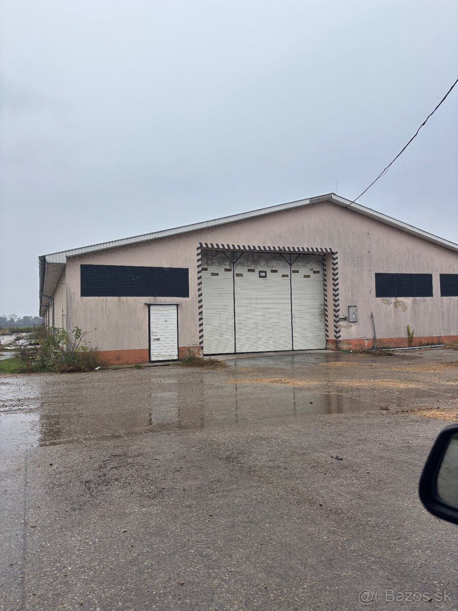 Prenájom skladu 3000m2 - 2