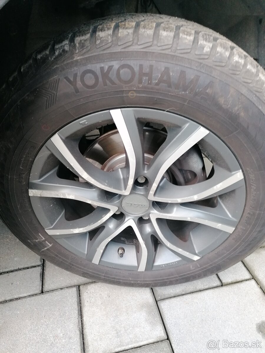 Zimné kolesá suzuki 215/60R16 - 2