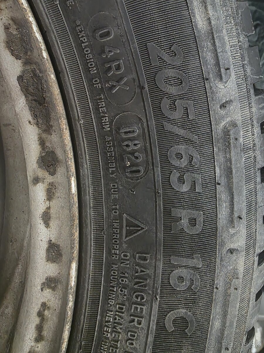 Plechové disky s pukličkami + letné pneumatiky na VW- T5, T6 - 2