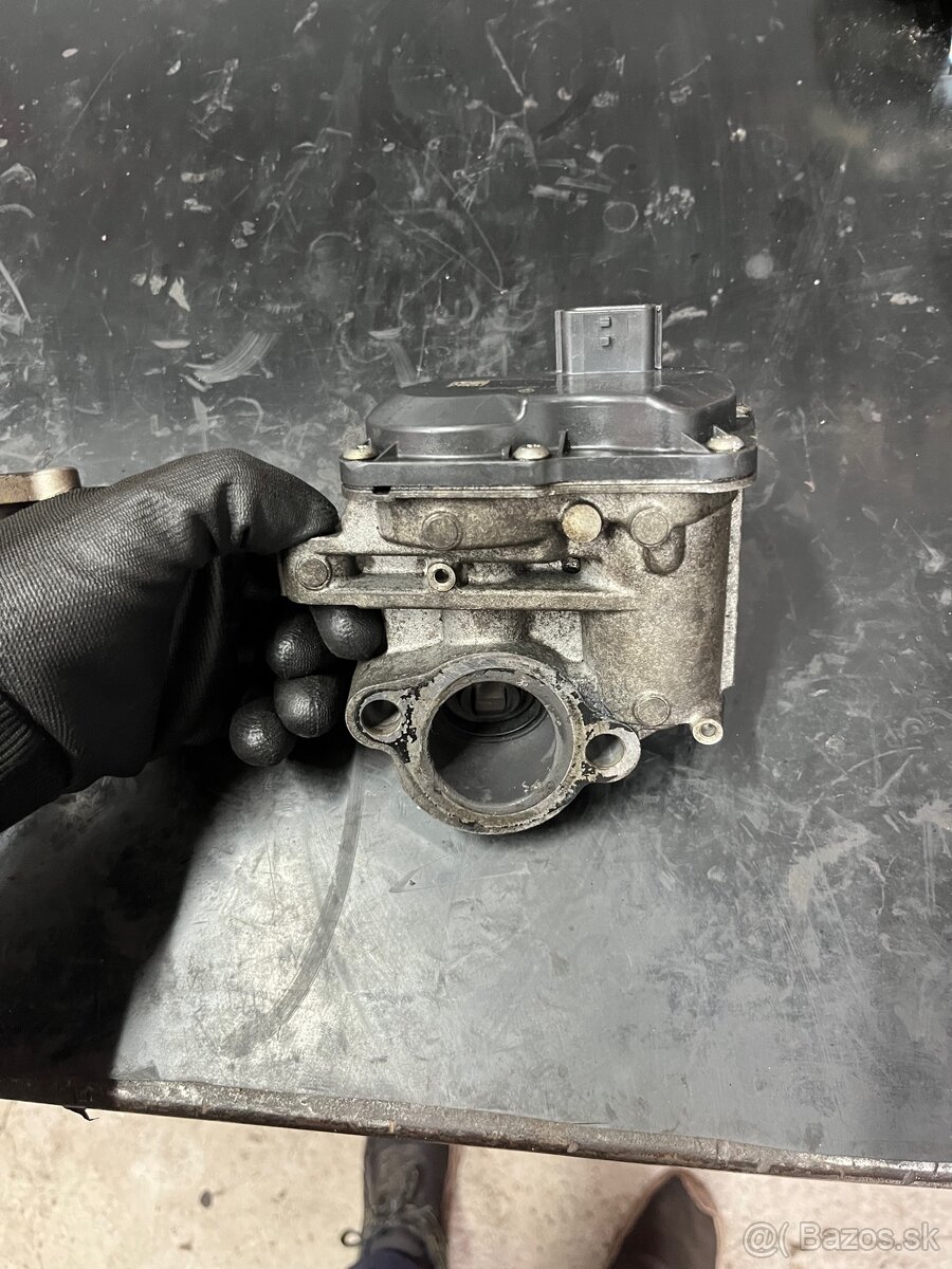 EGR ventil Renault , Nissan , Dacia 147102408R - 2