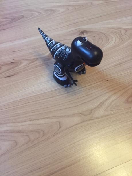 Dinosaurus na diaľkové - 2