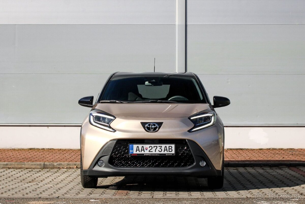 Toyota Aygo X 1.0 VVT-i CVT - 2