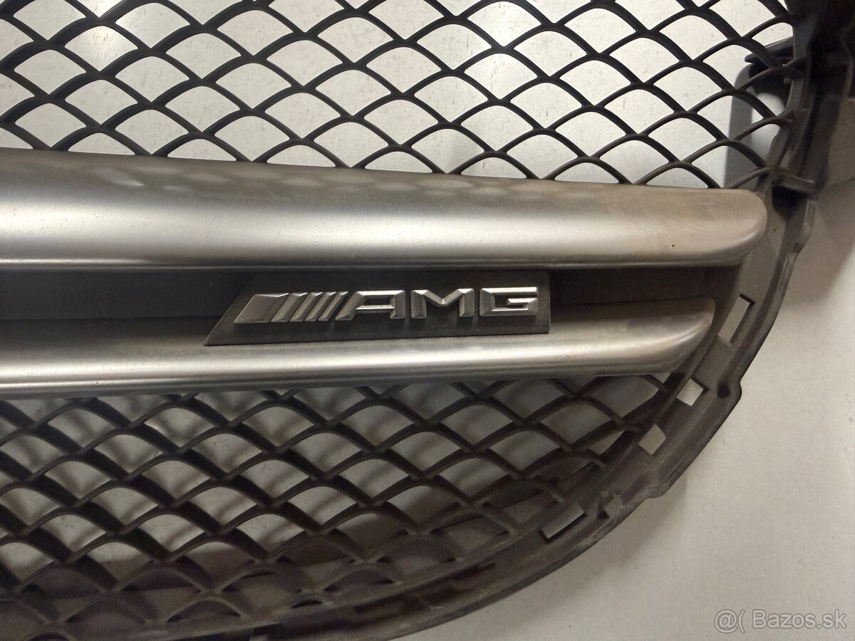 Predná maska Mercedes Benz w205 amg - 2