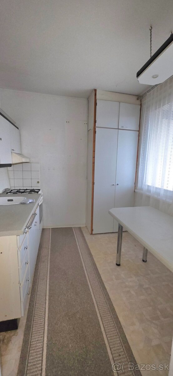 Predáme 5 izb byt v Bratislava Karlova Ves - 2