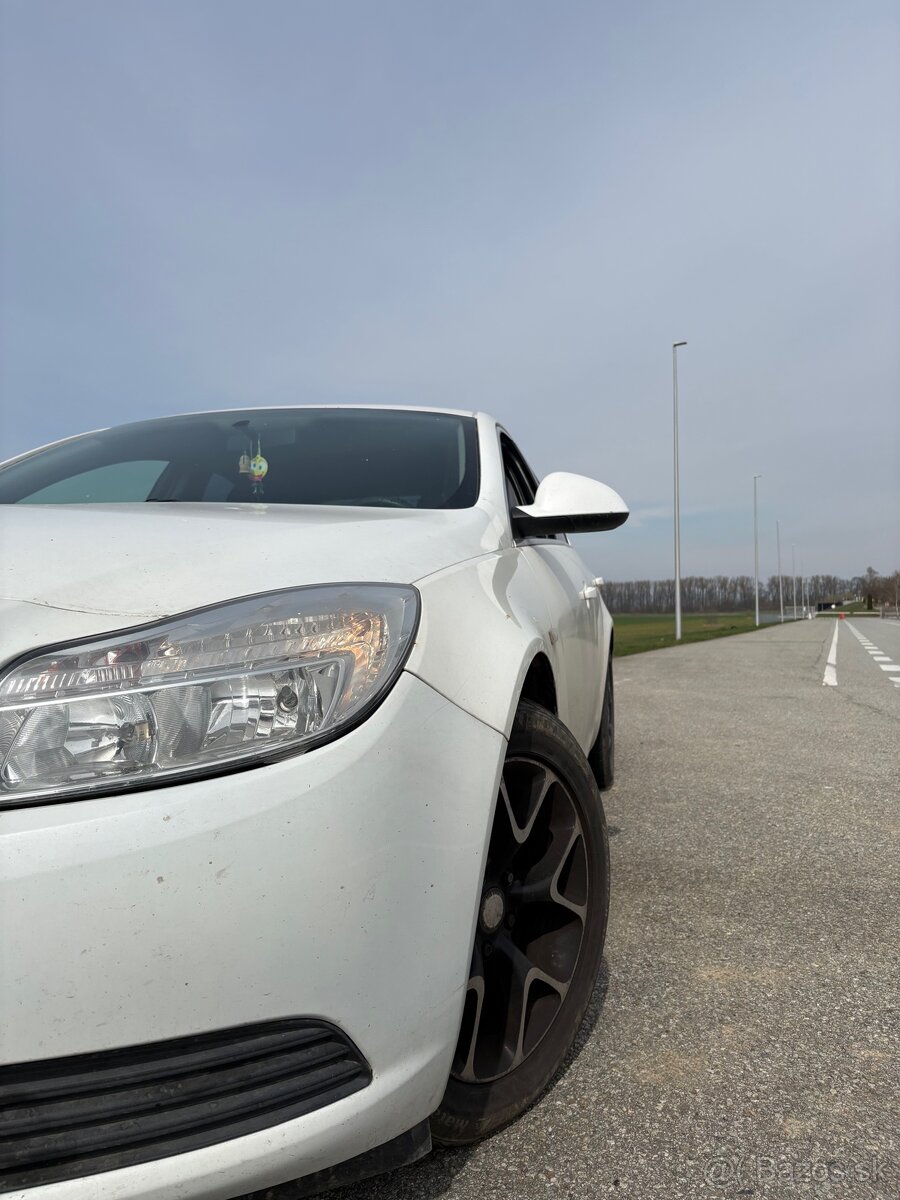Predám Opel Insignia - 2