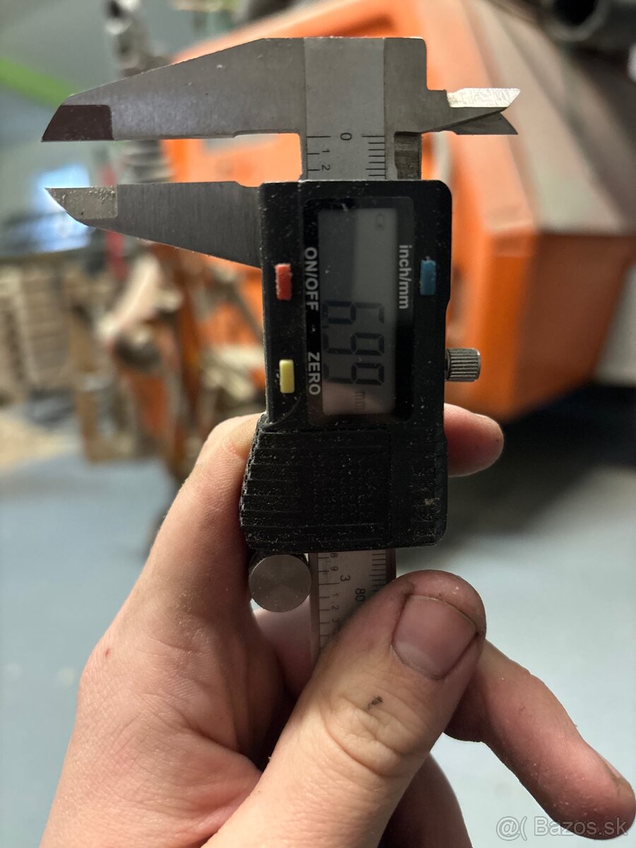 Predám zimné gumy 185/65 r15 - 2