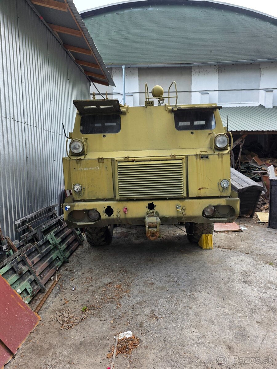 Tatra 813 grad - 2
