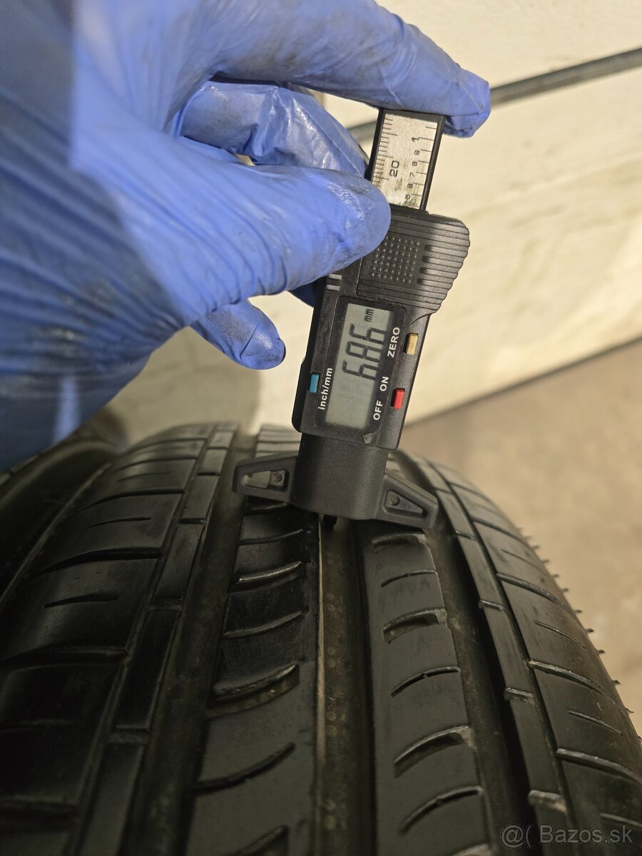 Letné Pneu LingLong Greenmax 165/70 R14 - 2