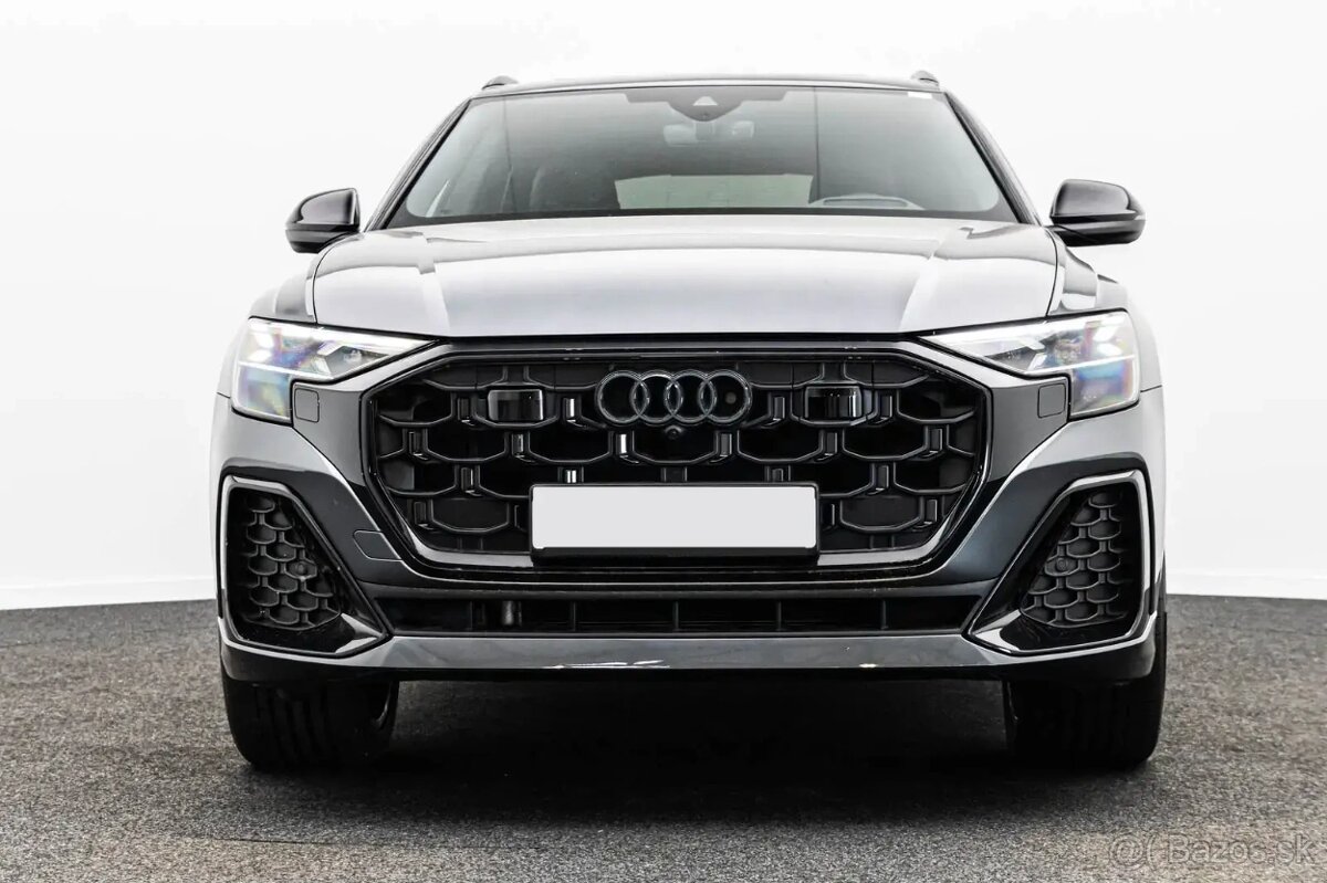 Audi Q8 50 TDi S line - 2