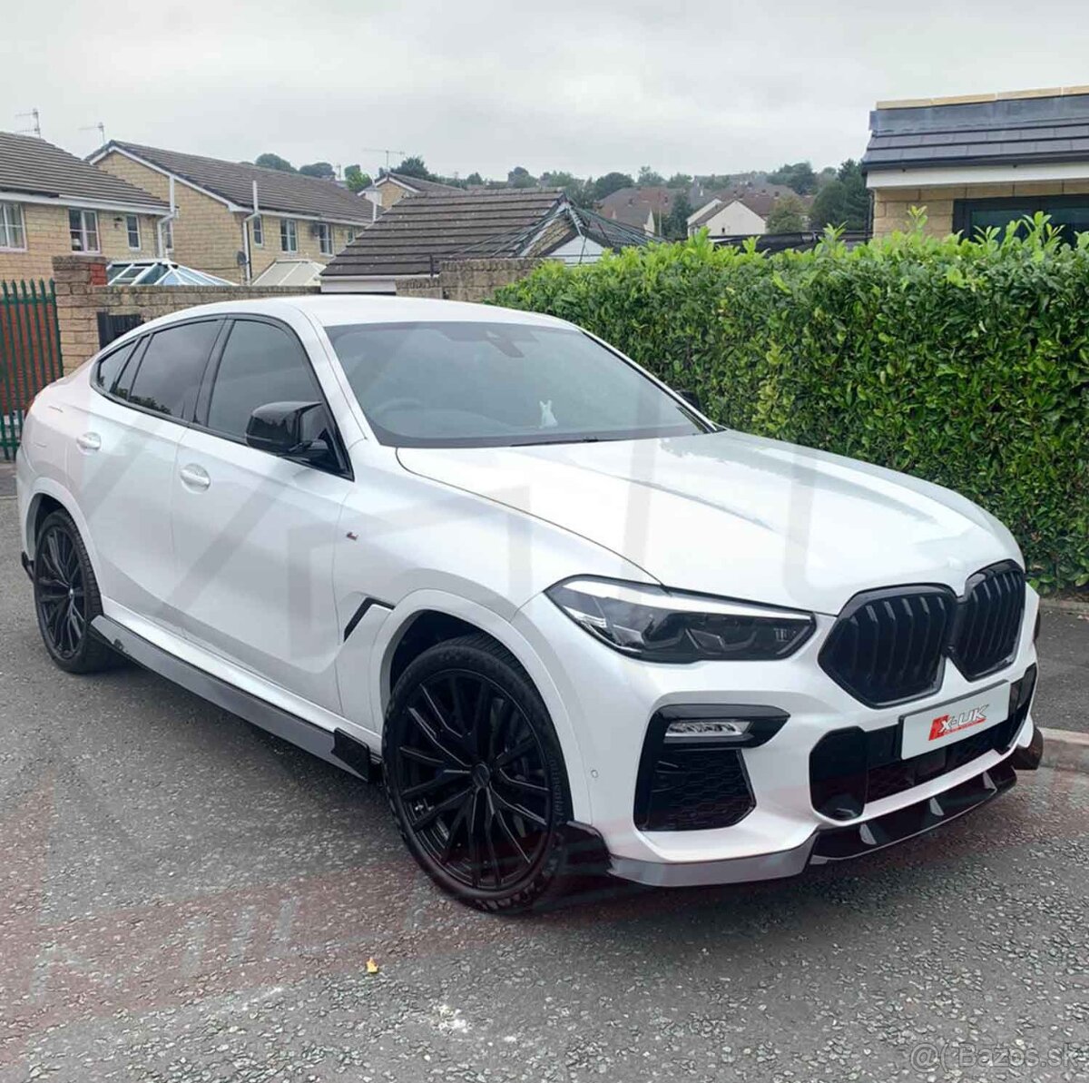 BMW X6 G06 predný spoiler - 2