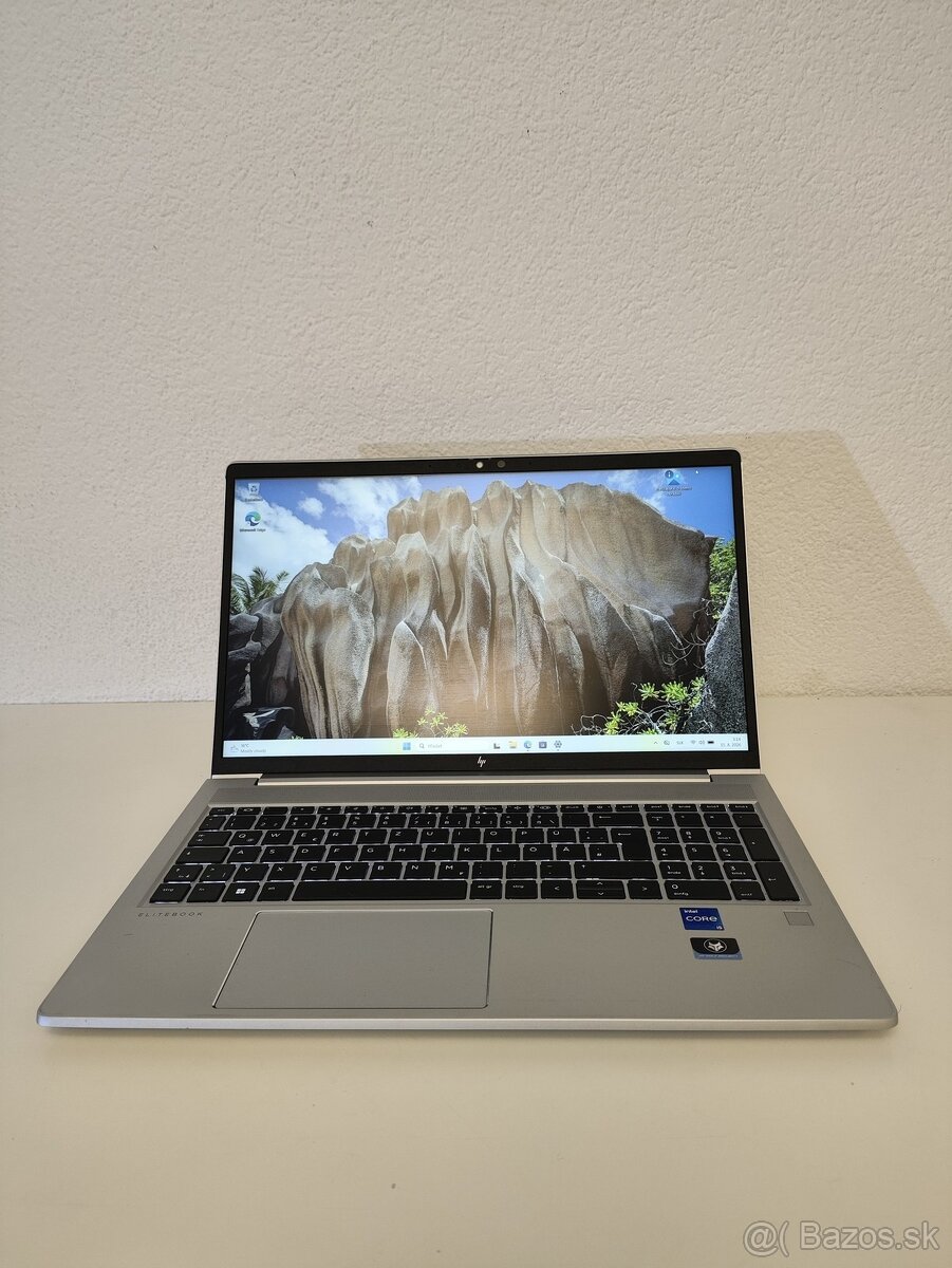 HP EliteBook 650 G9 | Intel Core i5 1235U • 16 GB RAM • 256 - 2