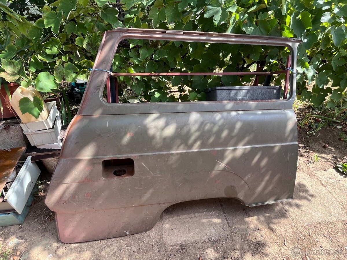 Škoda 1203 – Nové, nepoužité bočnice - 2
