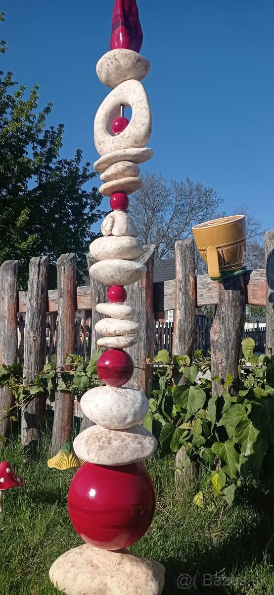 Garden Totem - handmade - 2