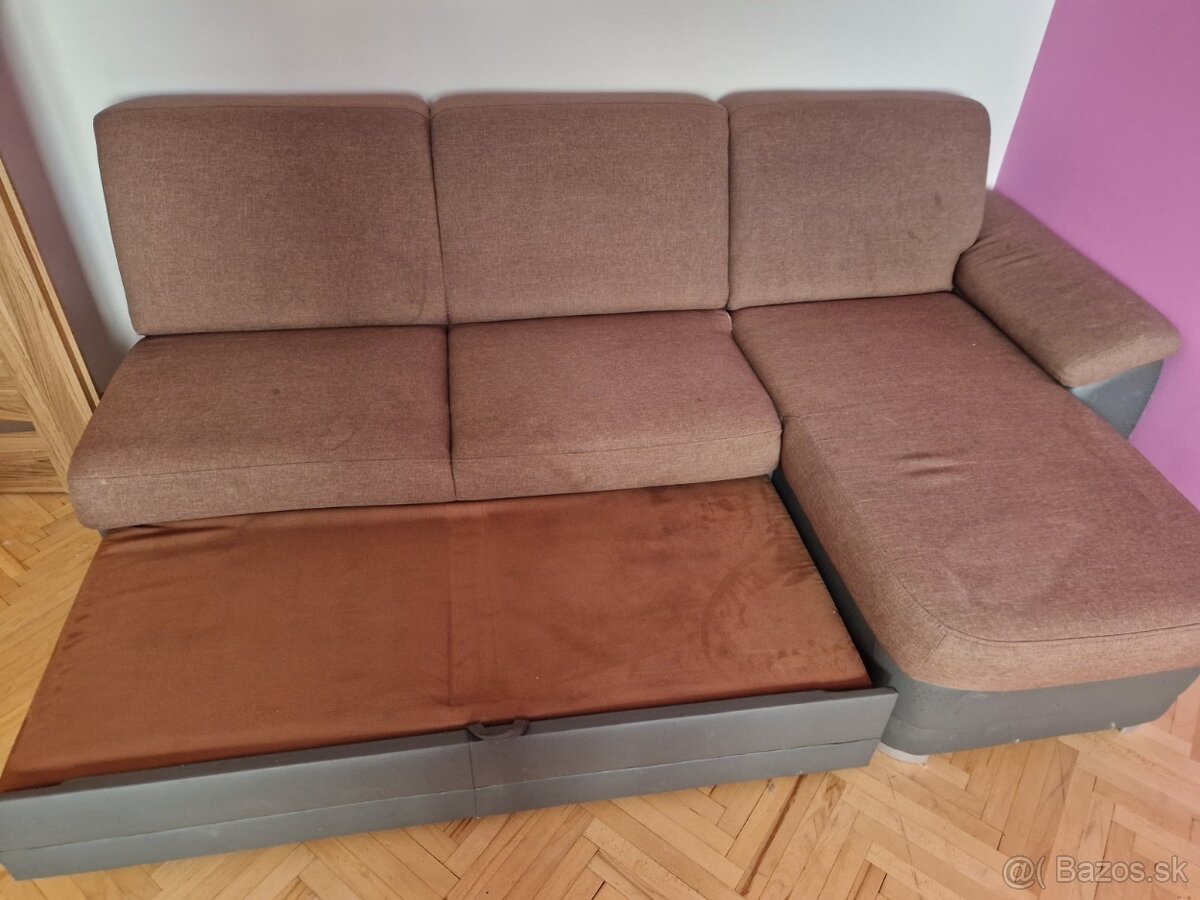 Sedačka hnedá - 2