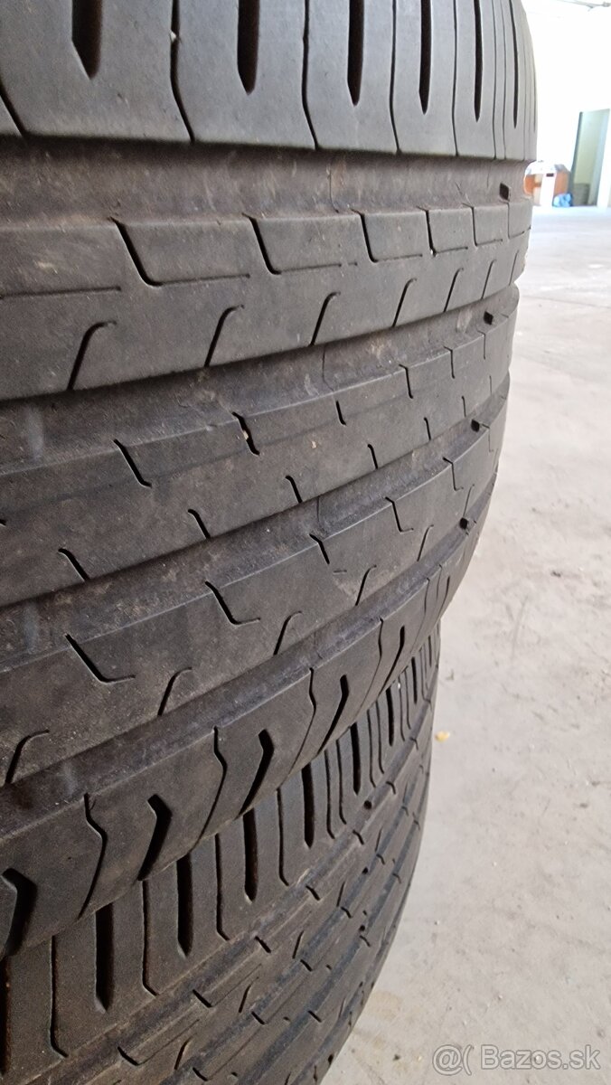 235/50R19 letné continetal - 2