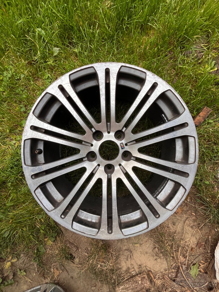 Predám dvojrozmerné disky na BMW e60 530d - 2