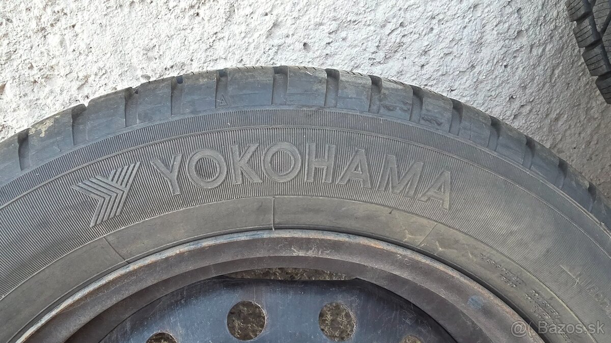 Zimne pneu 175/65/R15 yokohama - 2