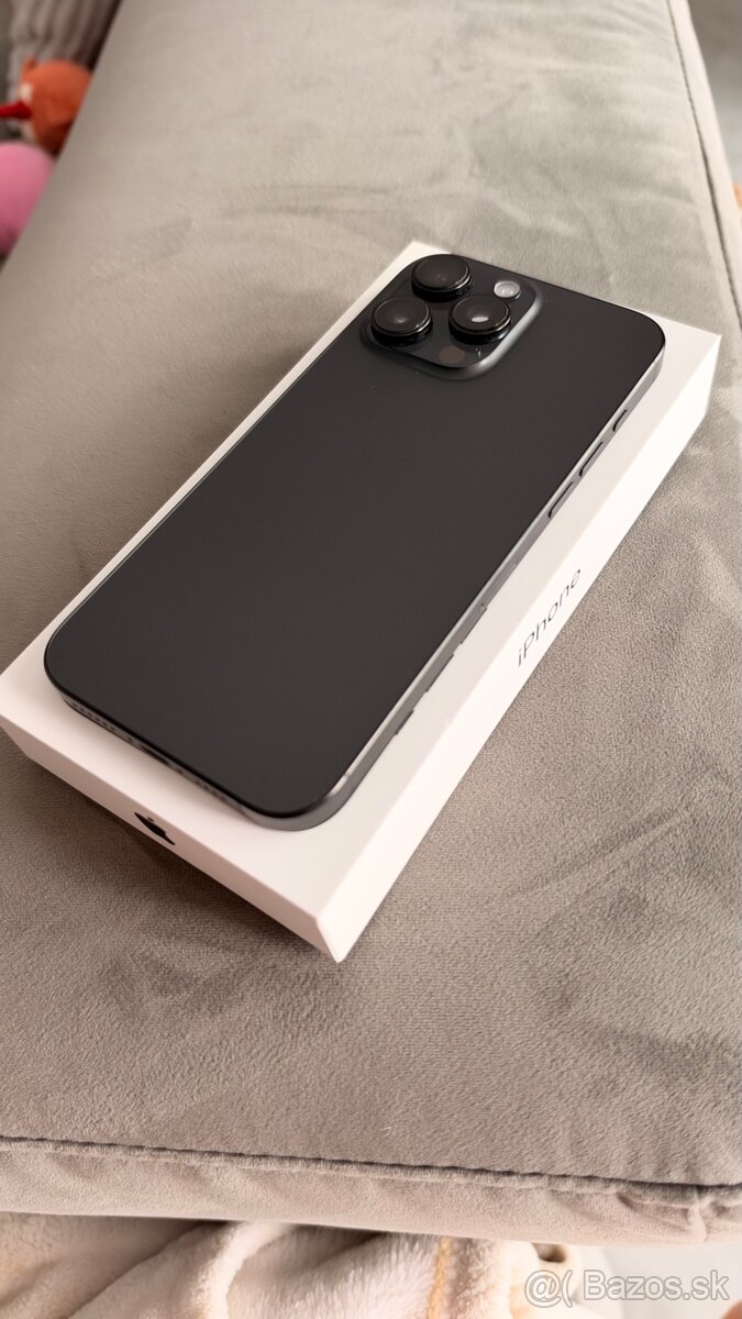 iPhone 16 Pro Max 1TB - 2