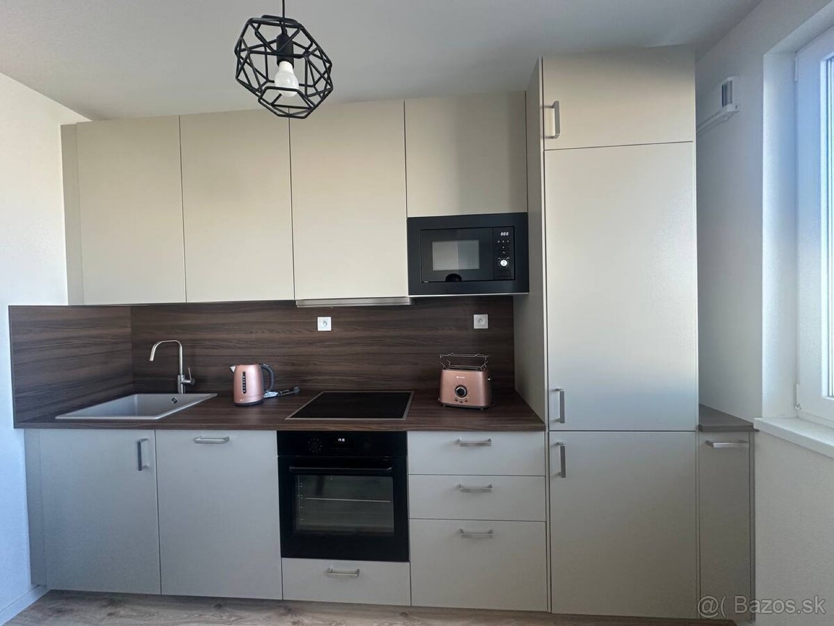 Prenájom 1,5‑izbového bytu v Ovocných Sadoch – foto 2