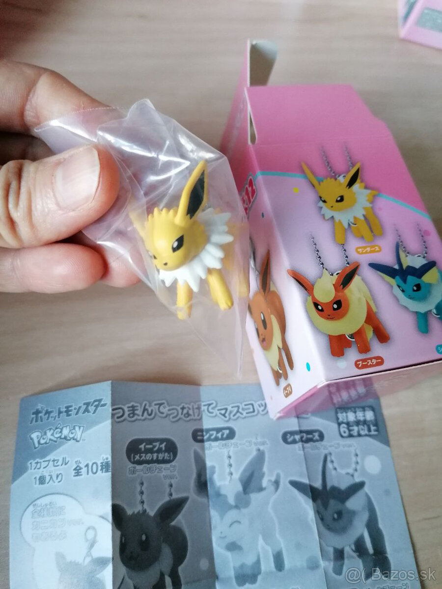 Pokémon figúrka Jolteon - 2