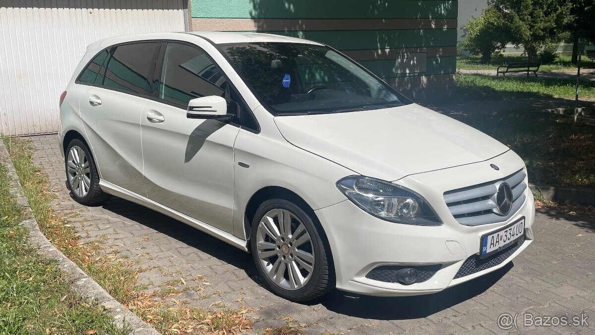 Mercedes-Benz w246 B180 cdi Executive - 2