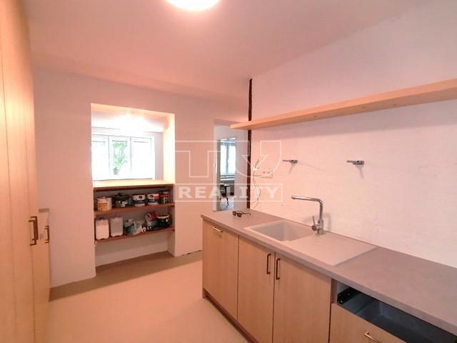 NA PREDAJ 2-IZBOVÝ BYT V NOVEJ DUBNICI S VÝMEROU 63 M2 - 2