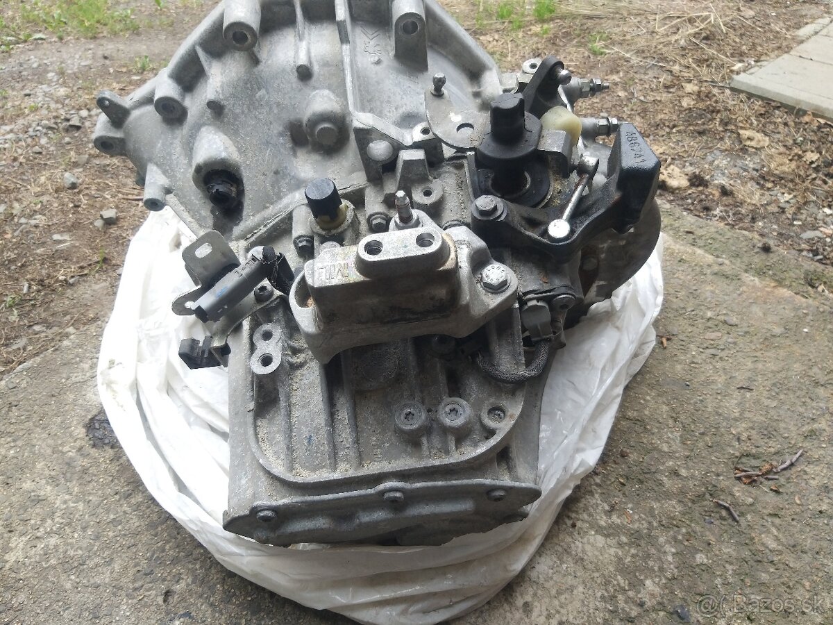 Peugeot 308 II 2.0 Blue HDi 110kw 2014 prevodovka - 2