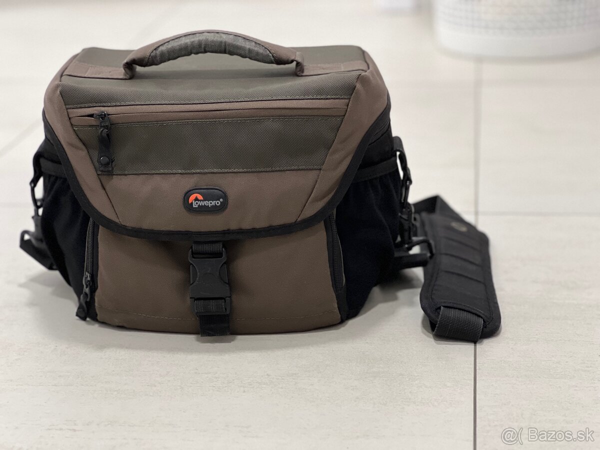 Brašna Lowepro Nova 180 AW - 2