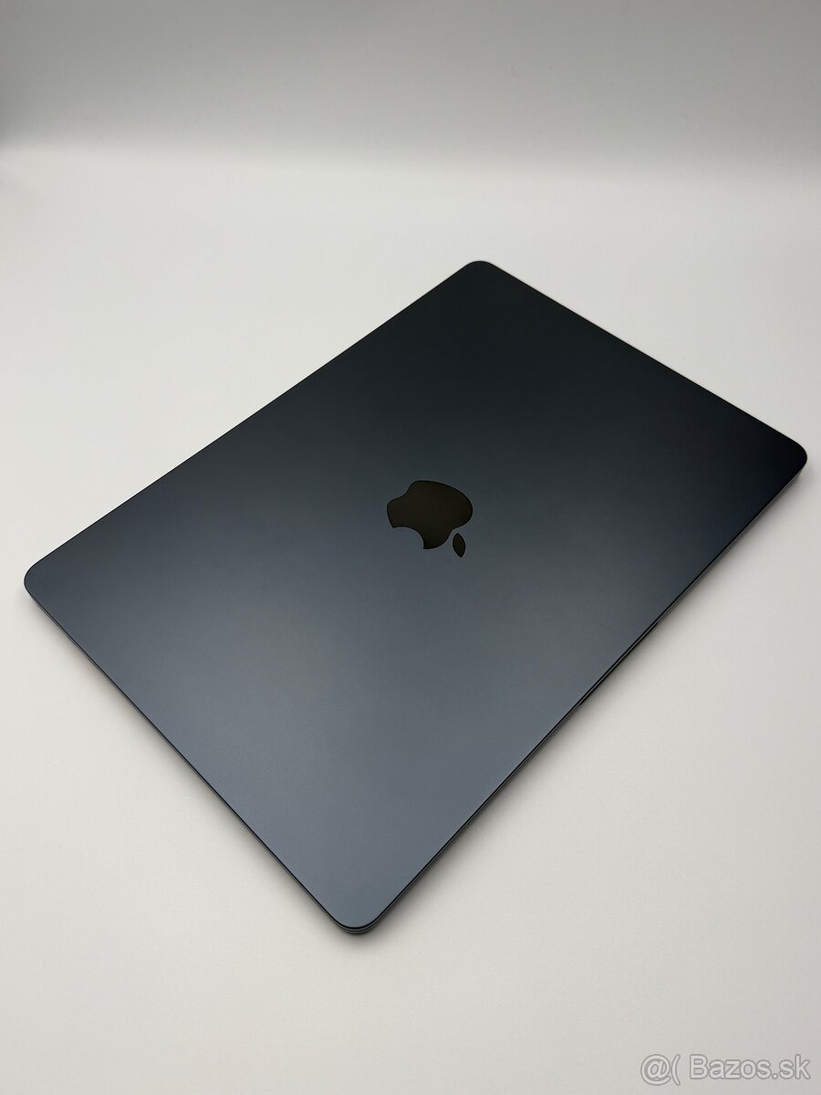 MacBook Air M3 - 256GB / 8GB RAM - 2