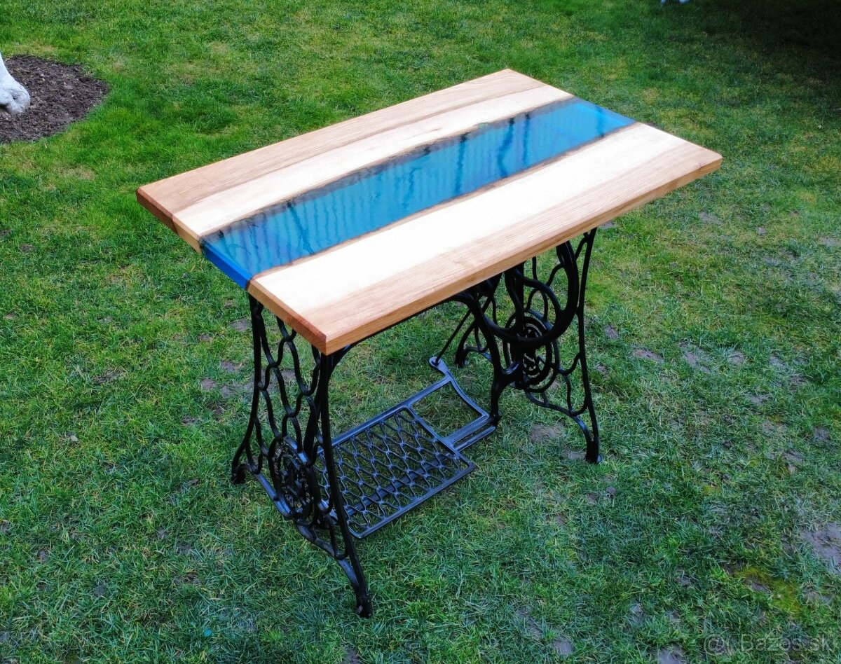 Epoxidový stolík - 2