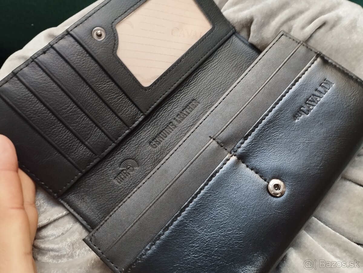 Dámska čierna peňaženka - 2