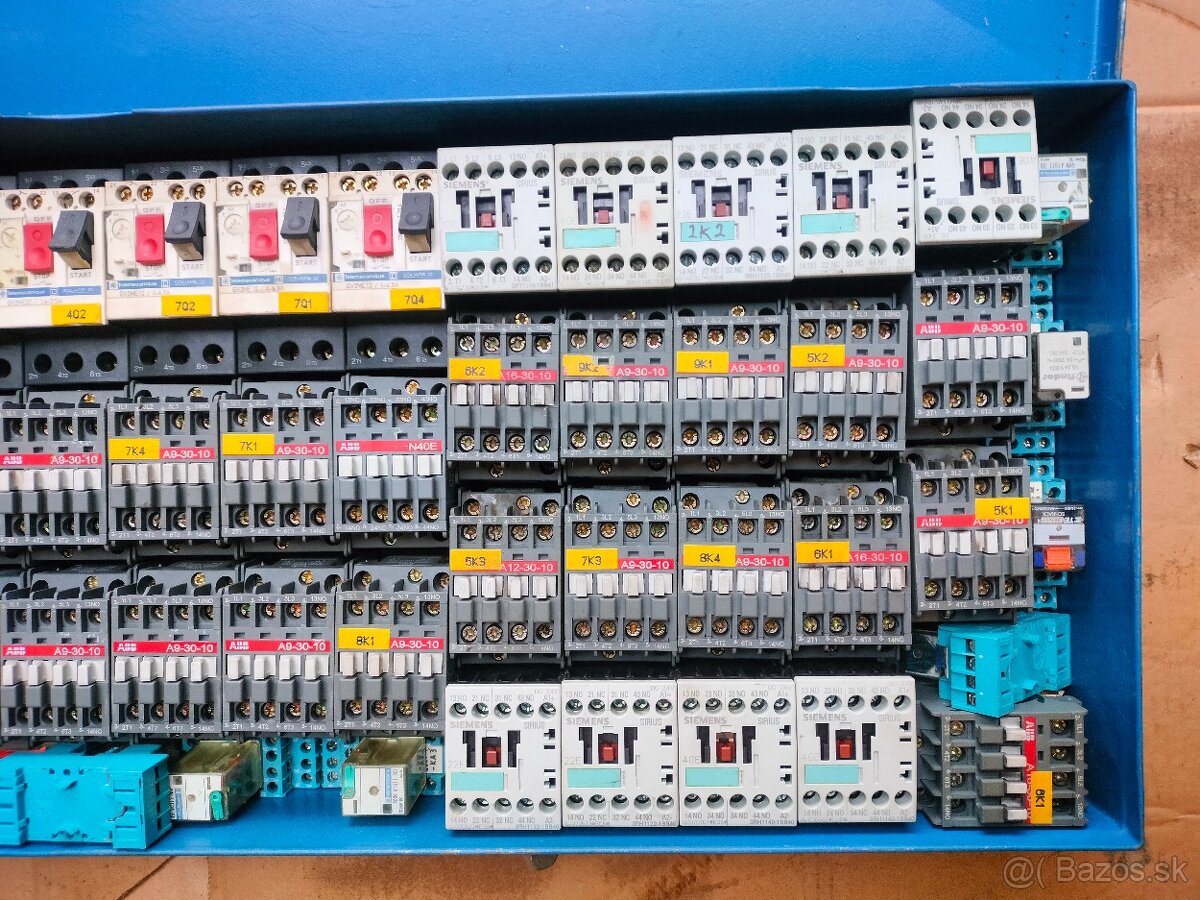 STYKAČ SIEMENS a ABB cena 4 euro - 2