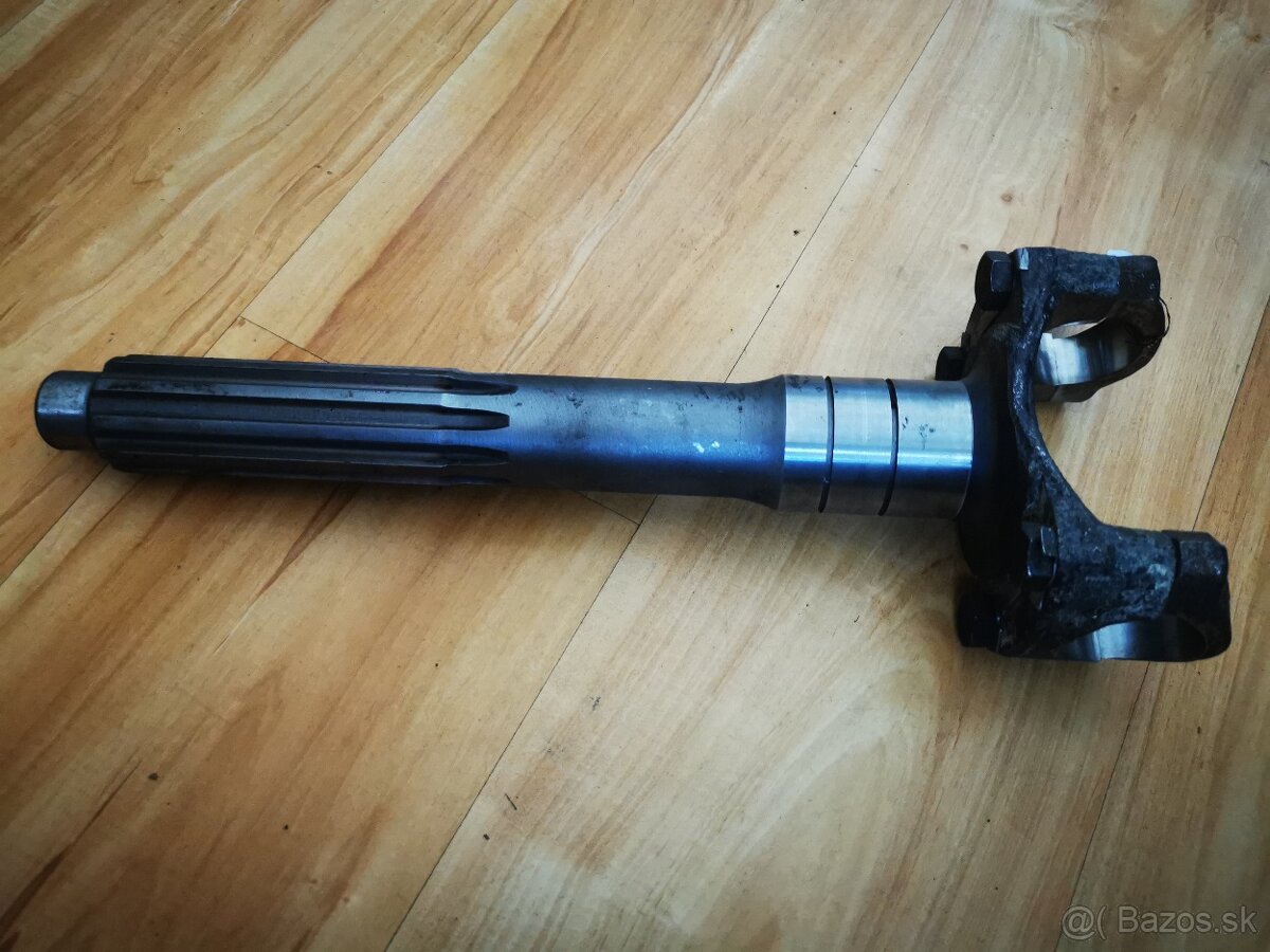 Hriadeľ spojky Tatra 148 - 2