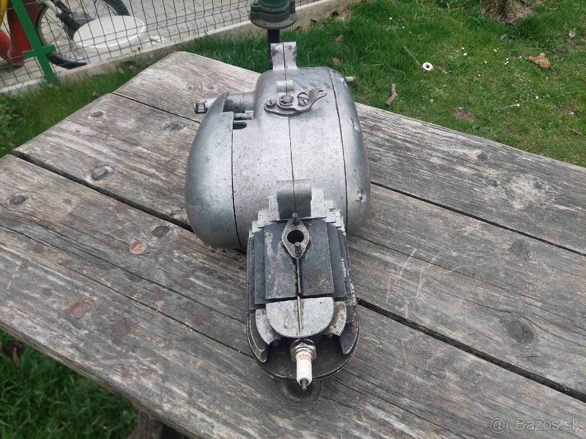 Motor jawa 555 - 2