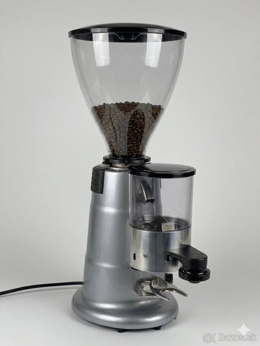 Kavovar +mlynec - 2