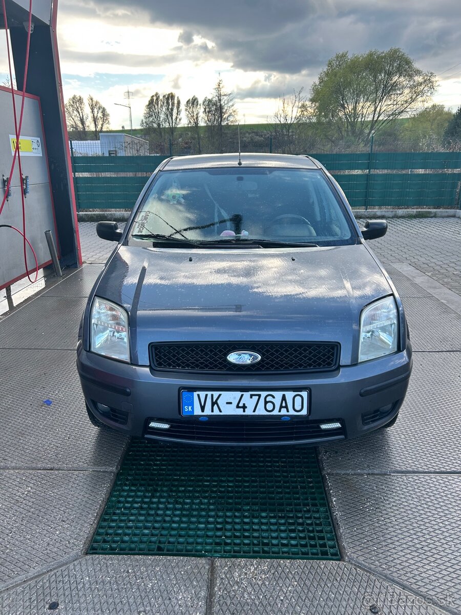 Ford fushion - 2