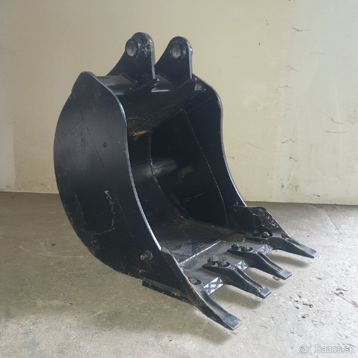 JCB nová Lyzica 60cm - 2
