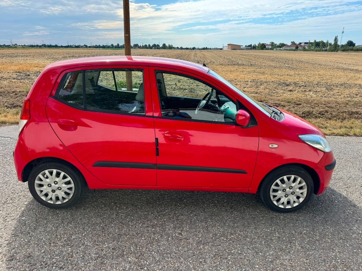 HYUNDAI i10 BENZÍN KLÍMA - 2